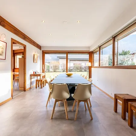 Pierre Et Bois Grand-Aigueblanche